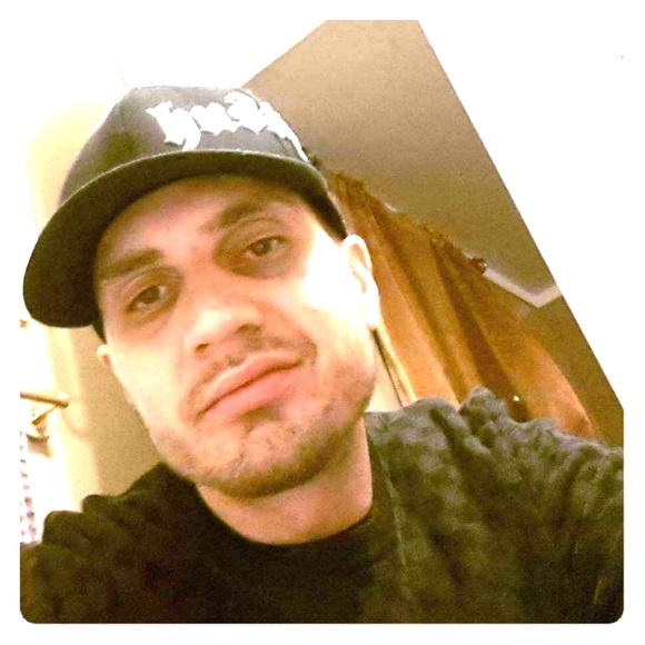 Meet your Posher, Jay - Picture 1 of 1